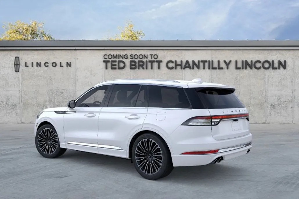 2025 Lincoln Aviator Black Label photo 1