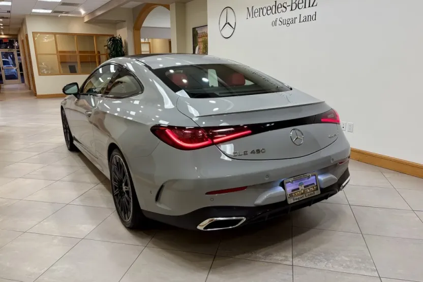 2026 Mercedes Benz CLE 450 4MATIC photo 1
