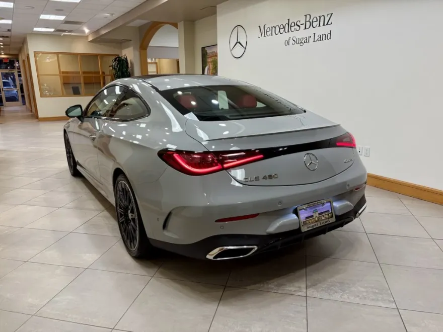 2026 Mercedes Benz CLE 450 4MATIC photo 1