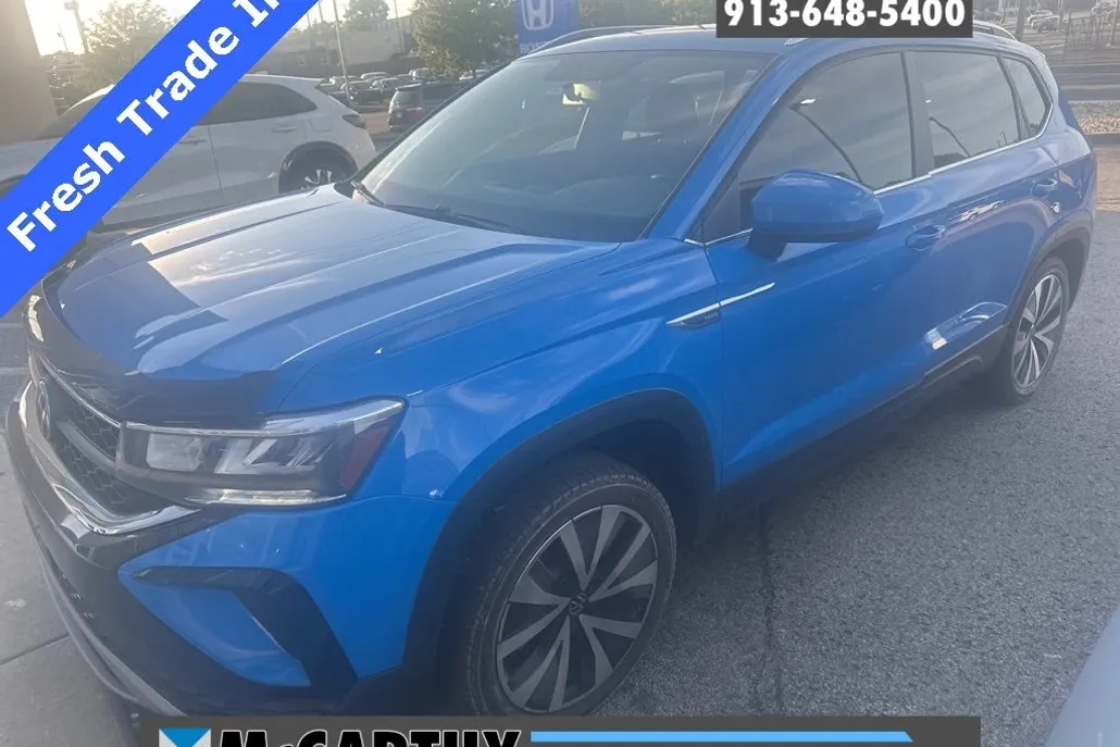 2022 Volkswagen Taos SE photo 1