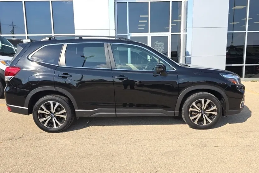 2020 Subaru Forester Limited photo 1