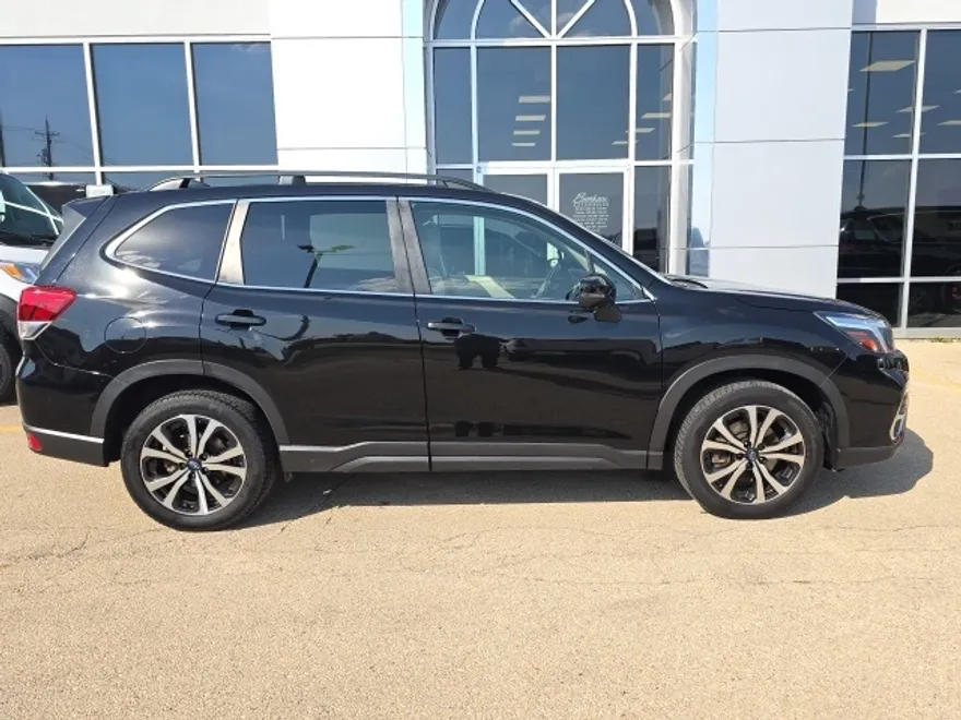 2020 Subaru Forester Limited photo 1