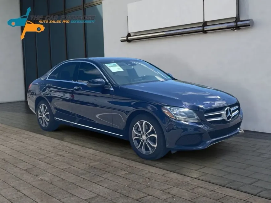 2017 Mercedes Benz C 300 4MATIC Sedan photo 1