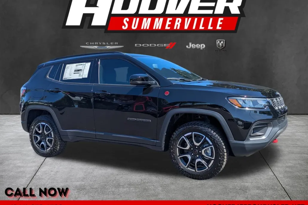 2026 Jeep Compass Trailhawk Sport photo 1
