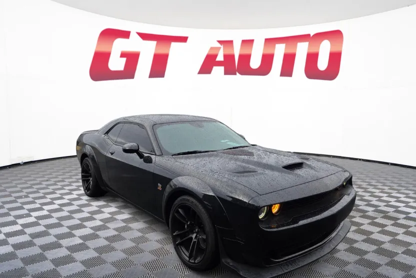 2021 Dodge Challenger R/T Scat Pack Widebody photo 1