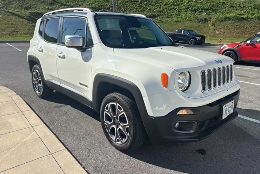 2016 Jeep Renegade Limited photo 1