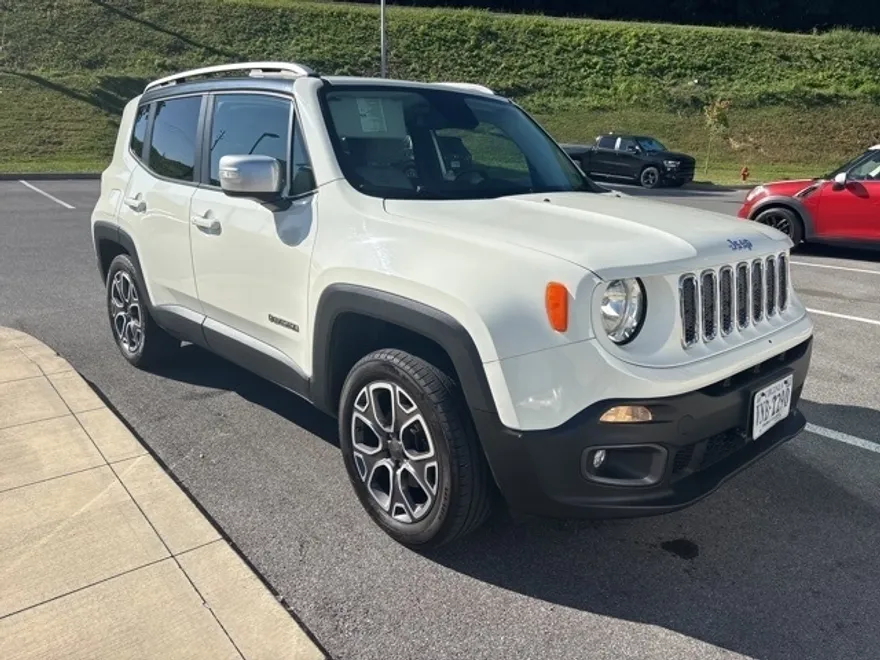 2016 Jeep Renegade Limited photo 1