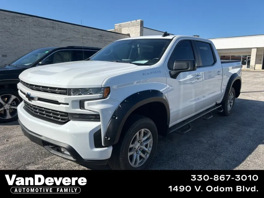 2021 Chevrolet Silverado 1500 RST photo 1