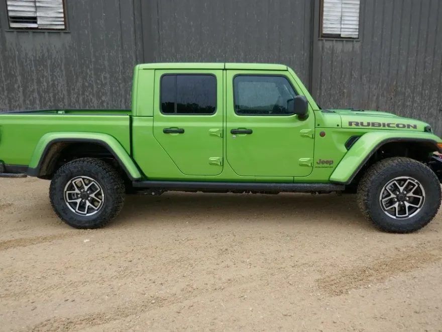 2025 Jeep Gladiator Rubicon photo 1