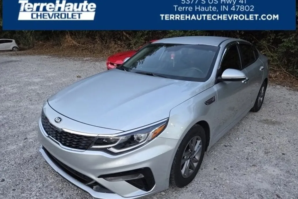 2020 Kia Optima LX photo 1