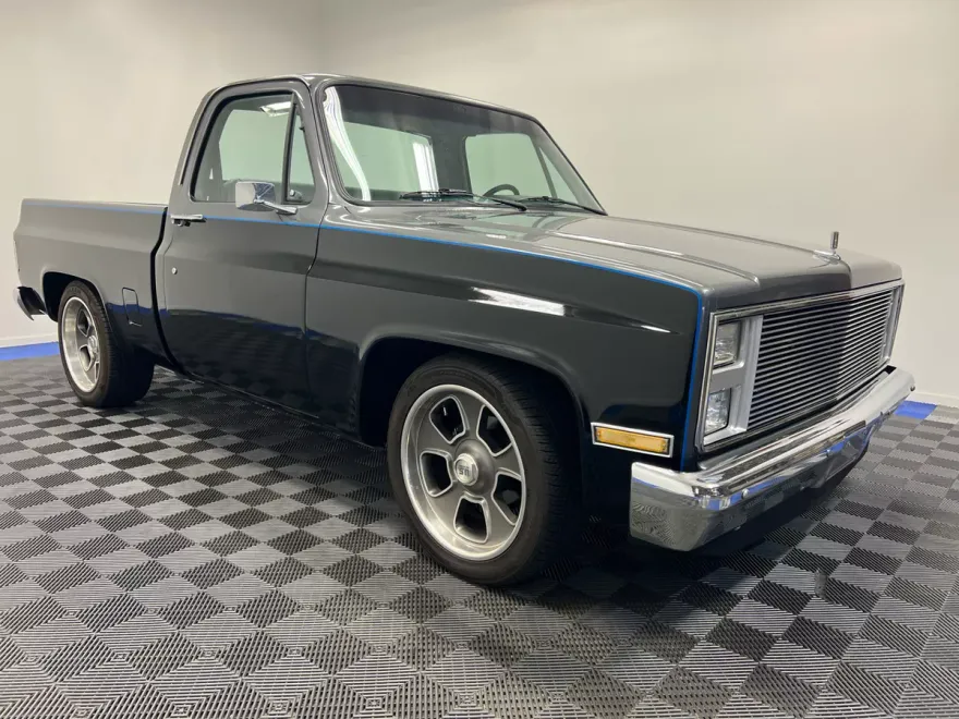 1986 Chevrolet C/K Pickup photo 1