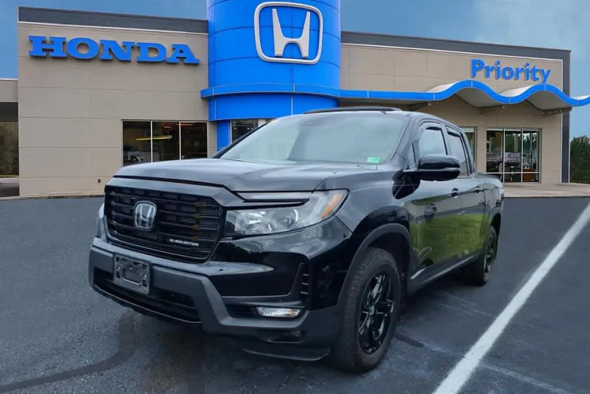 2022 Honda Ridgeline Black Edition photo 1