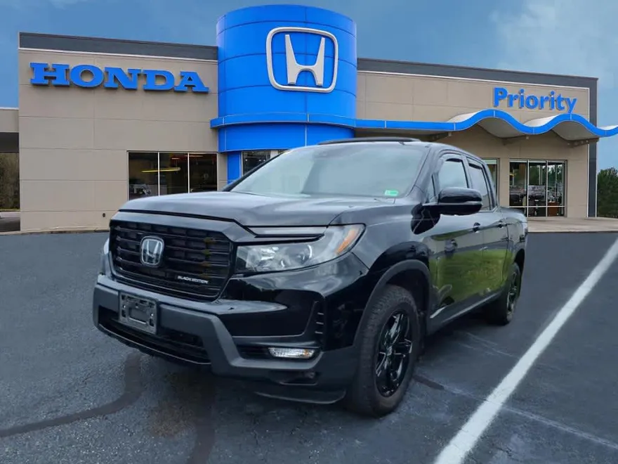 2022 Honda Ridgeline Black Edition photo 1