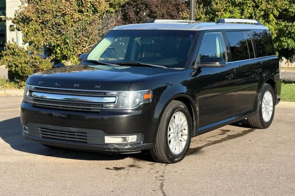 2013 Ford Flex SEL photo 1