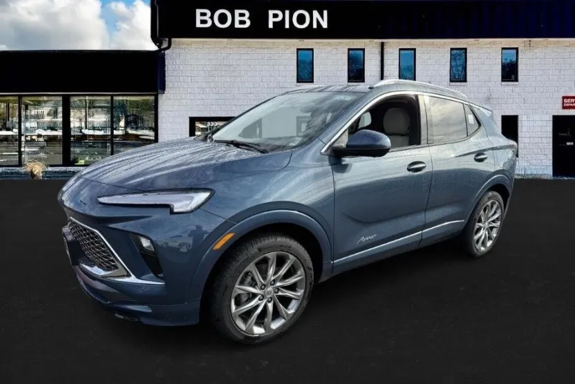 2026 Buick Encore GX Avenir photo 1