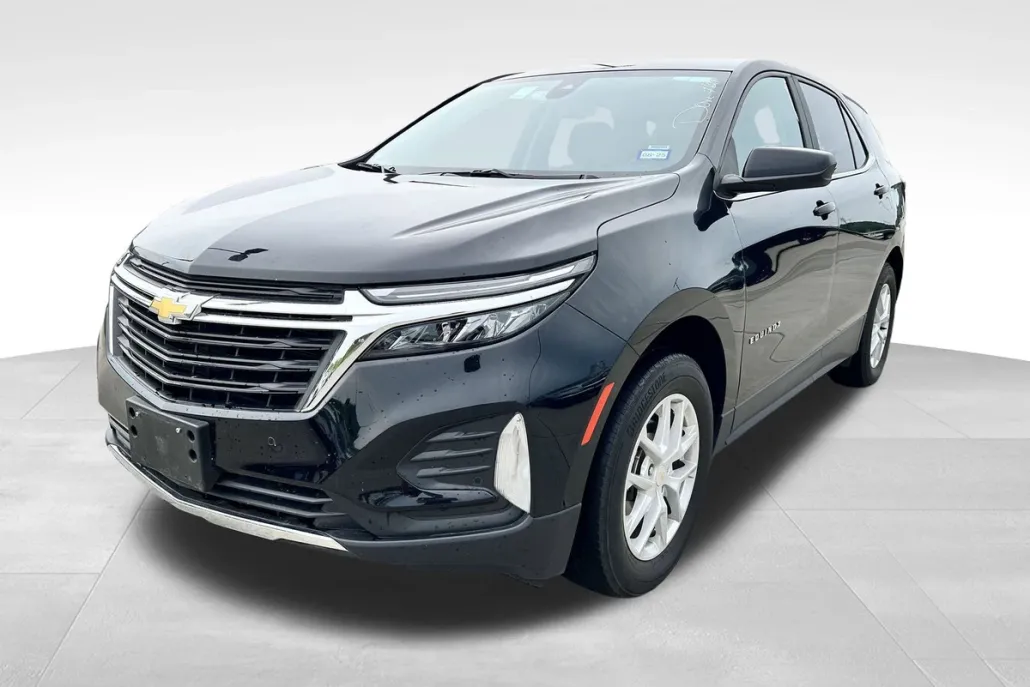 2024 Chevrolet Equinox LT photo 1