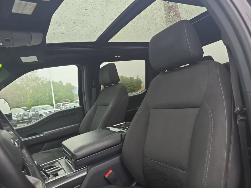 2022 Ford F-150 XLT photo 1