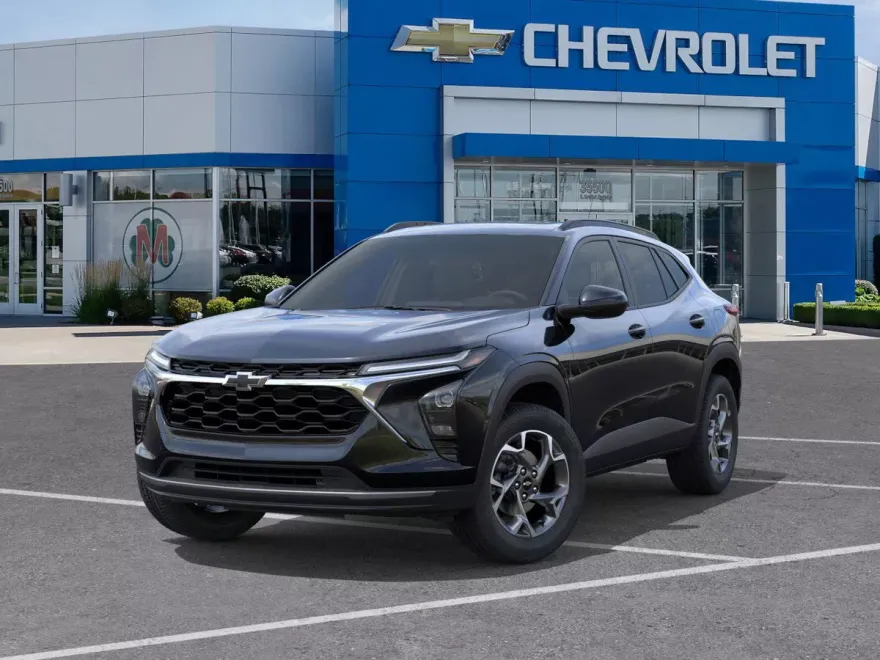 2025 Chevrolet Trax LT photo 1