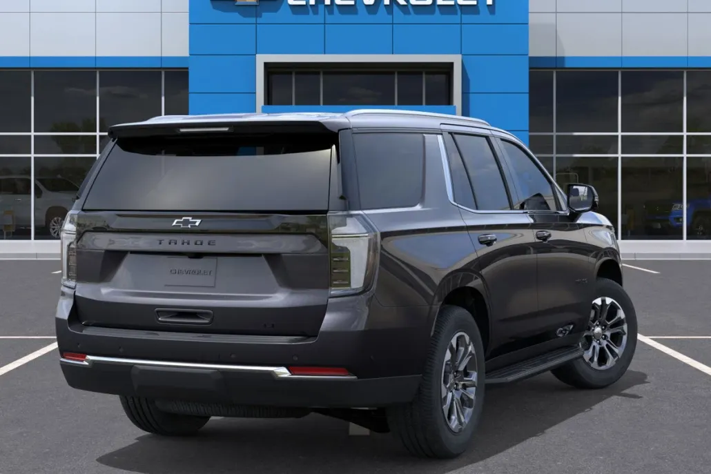 2025 Chevrolet Tahoe LT photo 1