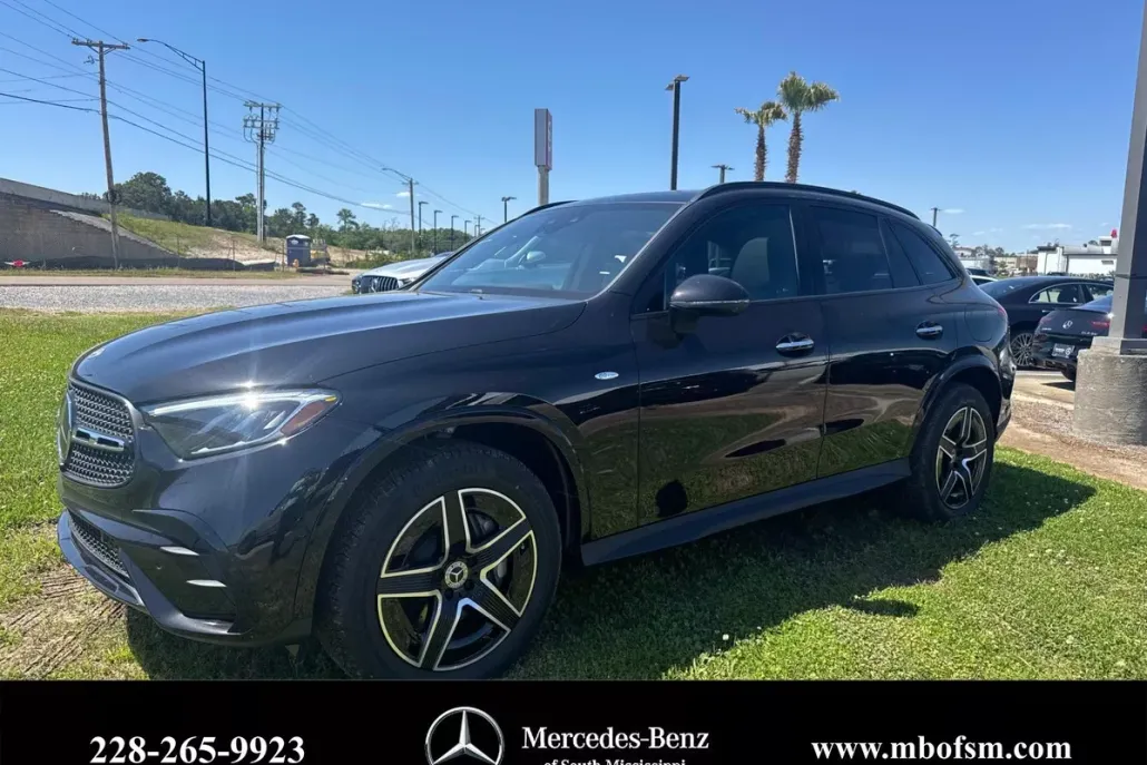 2025 Mercedes Benz GLC 350e 4MATIC photo 1