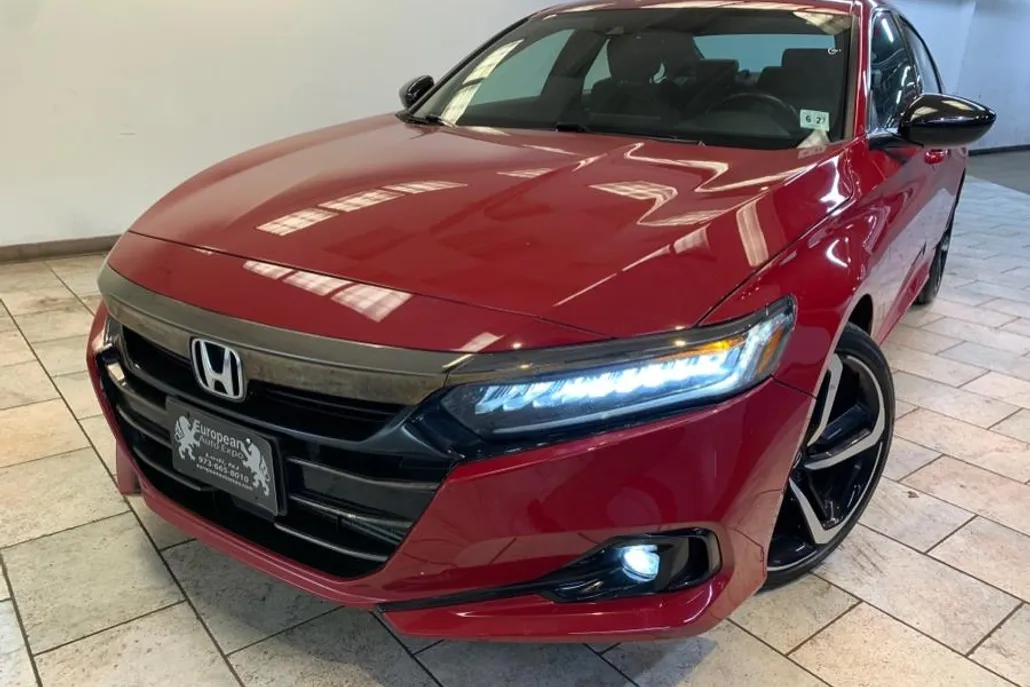 2022 Honda Accord Sport 2.0T photo 1
