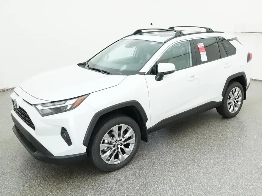 2025 Toyota RAV4 XLE Premium photo 1