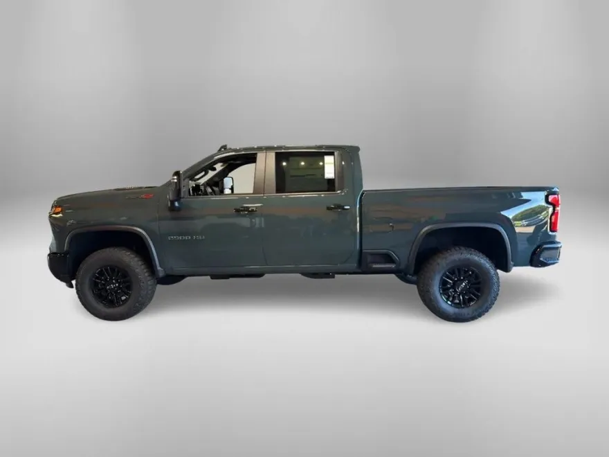 2026 Chevrolet Silverado 2500HD ZR2 photo 1