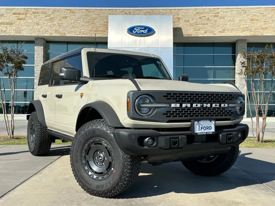 2025 Ford Bronco Badlands photo 1