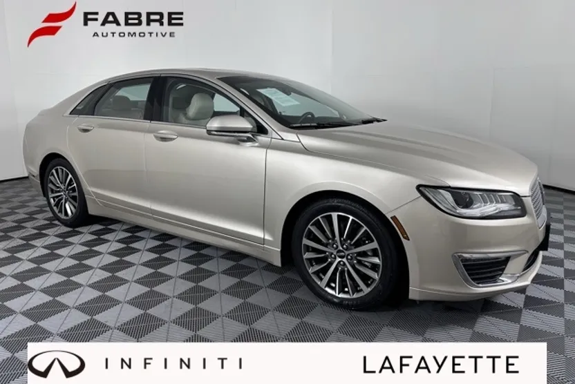 2017 Lincoln MKZ Select photo 1