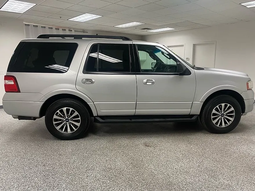 2017 Ford Expedition XLT King Ranch photo 1