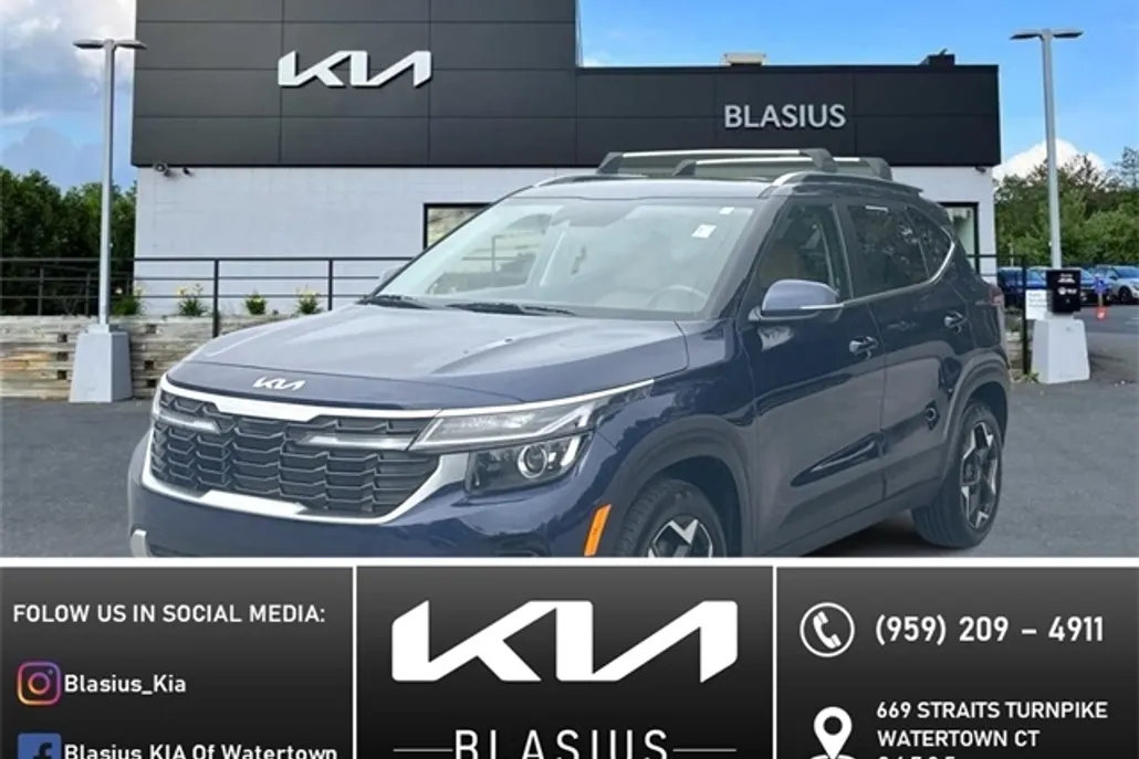 2024 Kia Seltos EX photo 1