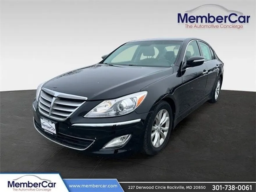 2012 Hyundai Genesis 3.8 photo 1