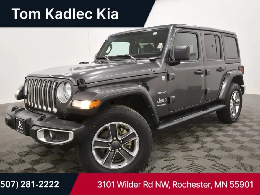 2022 Jeep Wrangler Unlimited Sahara photo 1