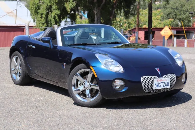 2007 Pontiac Solstice photo 1