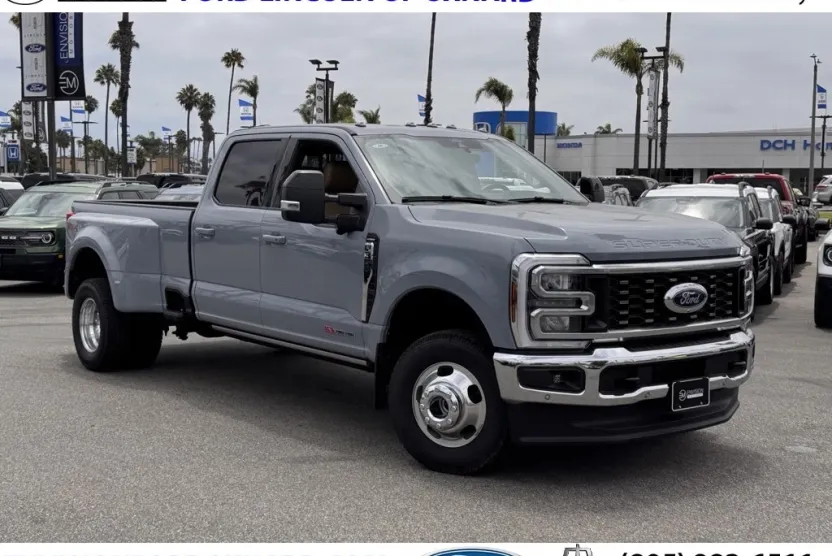 2025 Ford F-350 XL photo 1