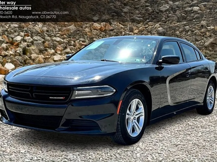2020 Dodge Charger SXT photo 1