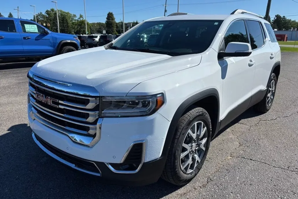 2023 Gmc Acadia SLT photo 1