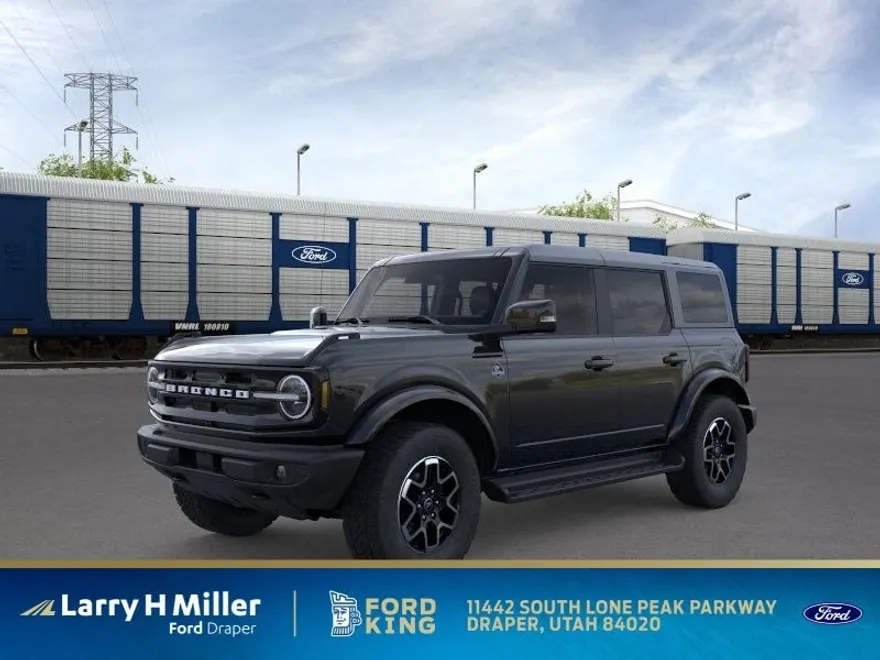 2025 Ford Bronco Outer Banks photo 1