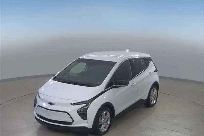 2023 Chevrolet Bolt EV 1LT photo 1
