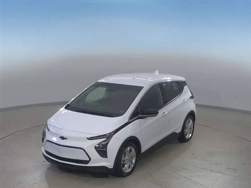 2023 Chevrolet Bolt EV 1LT photo 1