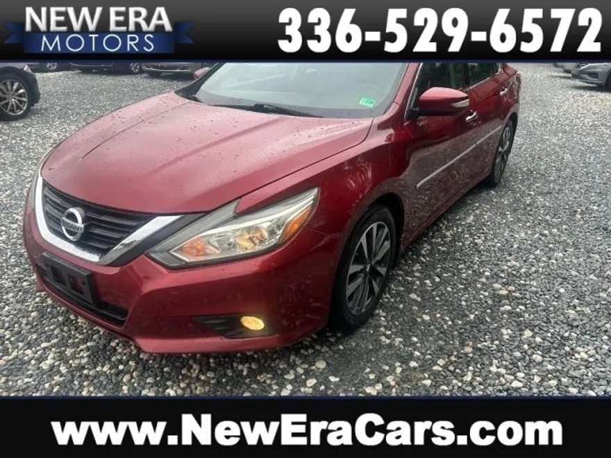 2017 Nissan Altima 2.5 SV photo 1
