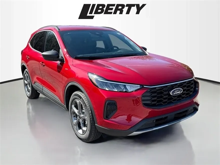 2025 Ford Escape ST-Line photo 1