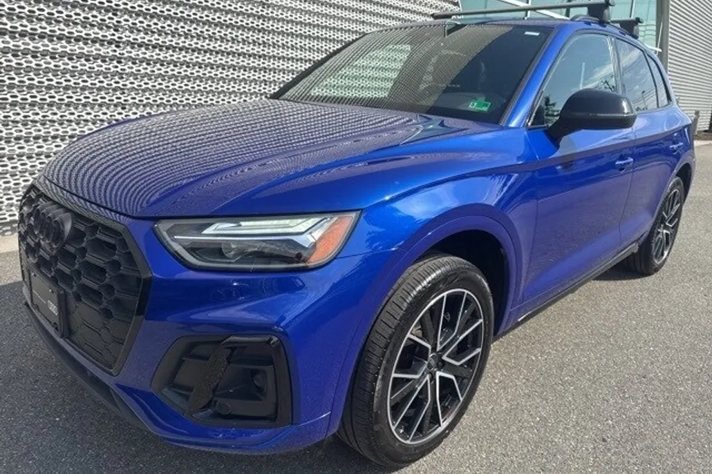 2024 Audi SQ5 Premium Plus photo 1