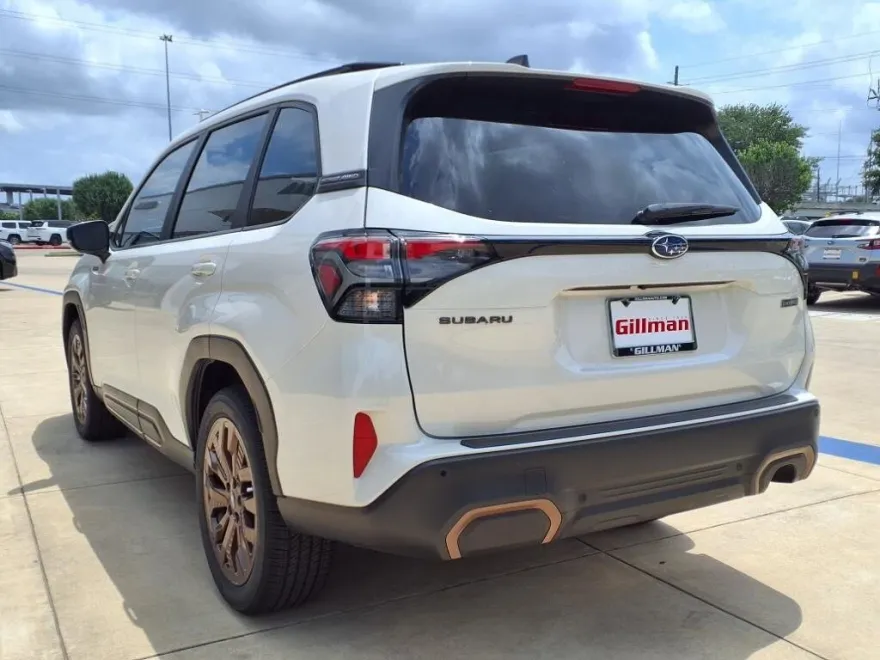2025 Subaru Forester Sport photo 1