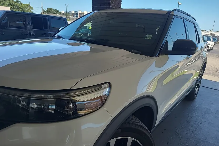 2020 Ford Explorer ST photo 1