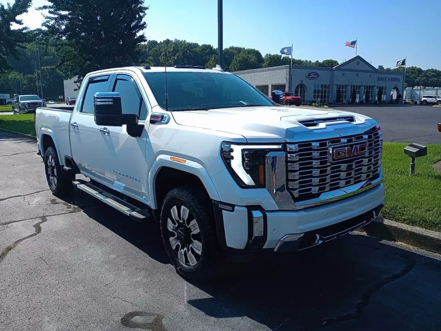 2025 Gmc Sierra HD Denali photo 1