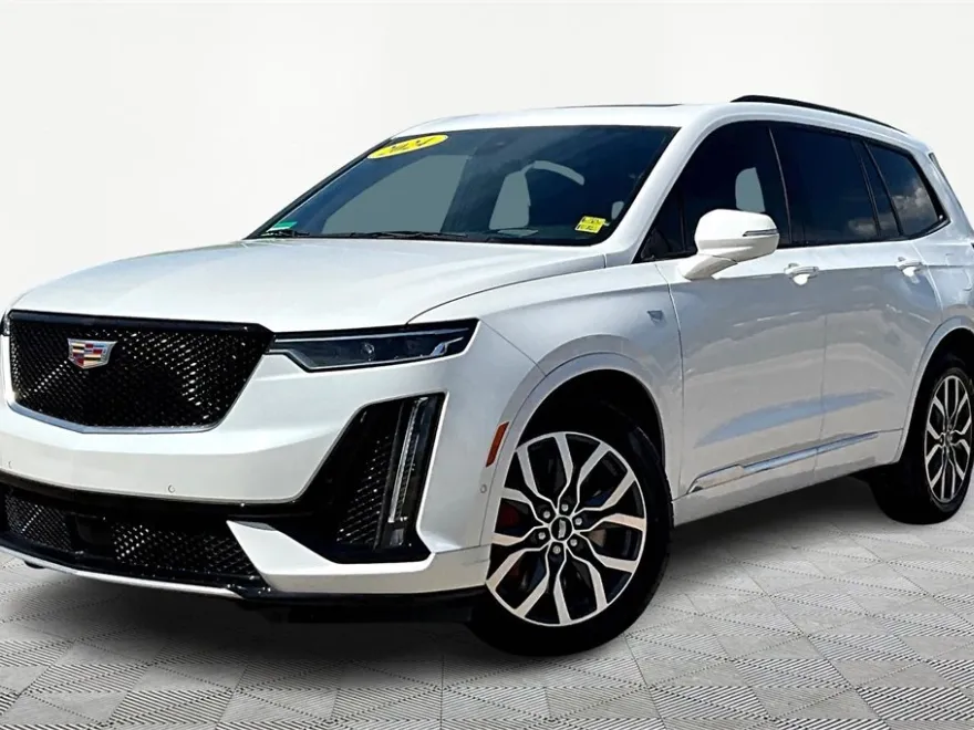 2024 Cadillac XT6 Sport photo 1