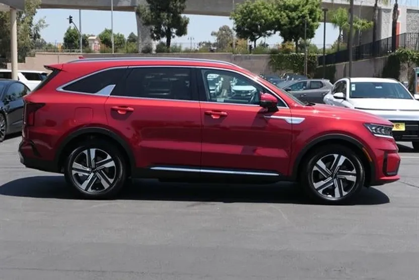 2023 Kia Sorento Plug-In Hybrid SX Prestige photo 1