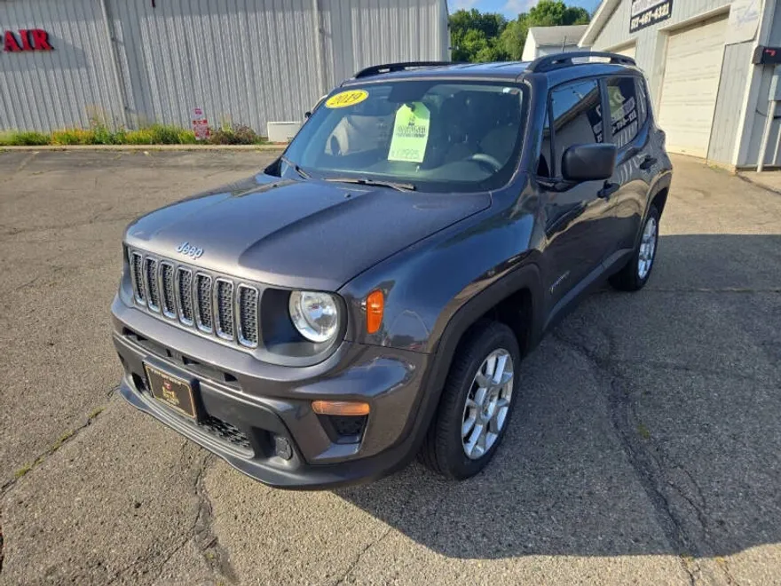 2019 Jeep Renegade Sport photo 1