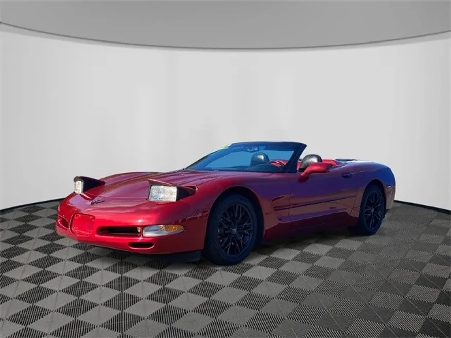2004 Chevrolet Corvette Base photo 1
